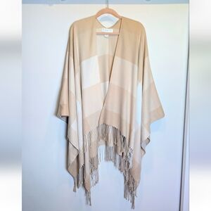 Adrienne Vittadini Beige Cream White Plaid Fringe Shawl Cozy Wrap One Size